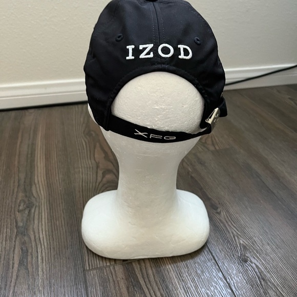 Izod Black and White Cap - Picture 3 of 9